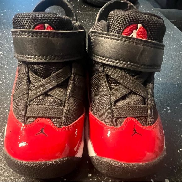 Jordan Sneakers - Picture 2 of 5